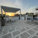 Attico Panoramico Vista Mare 公寓
